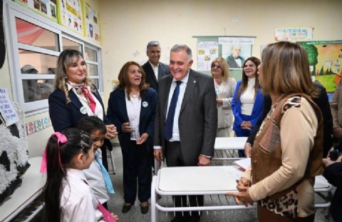 Confirmado: el bono de fin de año alcanzará a docentes del sector privado y policías retirados de la provincia