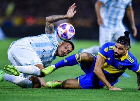 En su debut en la Liga, Boca ganó por la mínima ante Atlético Tucumán