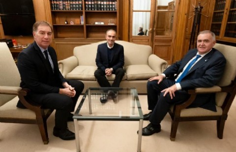 Jaldo mantuvo una reunión de trabajo con autoridades nacionales