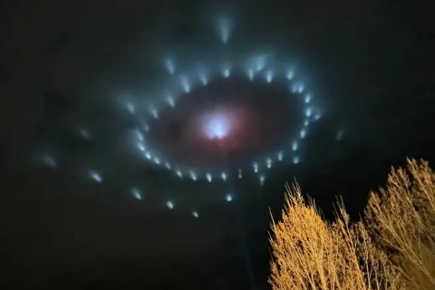 VIDEO | Filman extrañas luces en el cielo tucumano