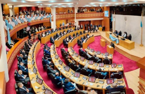 Jaldo anunció la apertura de la Legislatura en enero por avances en la obra pública