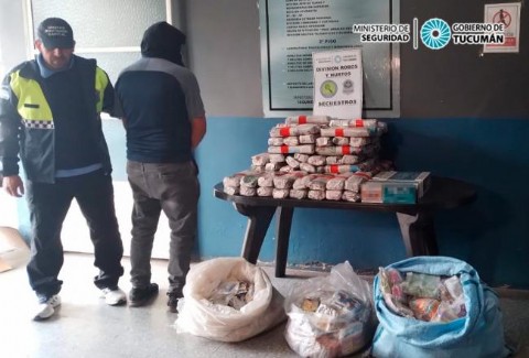 Detuvieron a un hombre que transportaba ilegalmente coca, bica y cigarrillos de origen extranjero