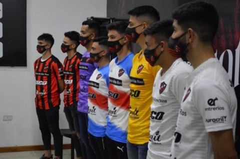 Se presentó la nueva camiseta de Patronato para la Liga Profesional