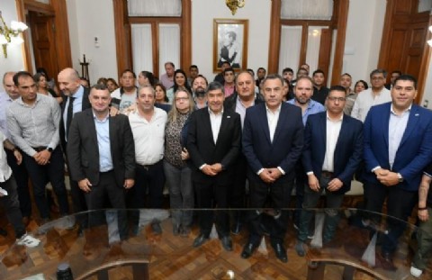 El Sitravi y Sepapys firmaron con el Gobierno una nueva recomposición salarial para estatales