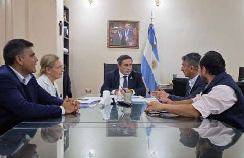 Salud fortalece la atención pediátrica y amplían servicios en el este provincial