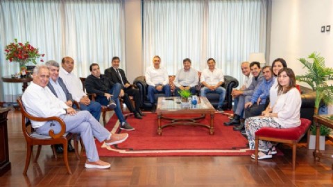 Cumbre del Ejecutivo y legisladores para avanzar con la reforma electoral