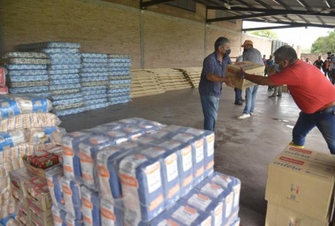 Continúa la asistencia del Gobierno a los vecinos de la Capital