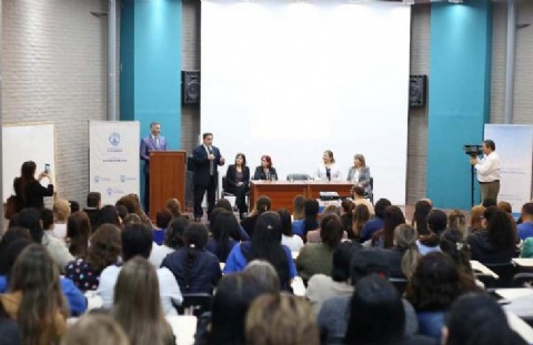 Se llevó a cabo una jornada sobre bienestar mental materno en el Centro de Salud