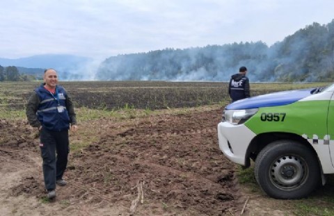 La Provincia recordó que la quema de caña de azúcar está prohibida y constituye un delito