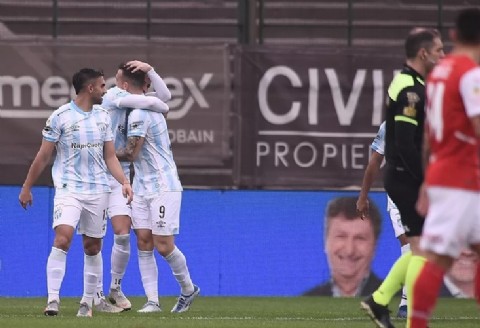 Atlético le ganó a un desdibujado Independiente con un gol antes del minuto