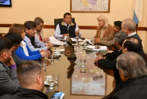 Coordinan acciones para recuperar el río Salí y revalorizar la zona