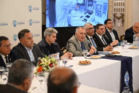 Jaldo reunió a su gabinete para evaluar la gestión: obras, salud, educación y acuerdos salariales como ejes centrales