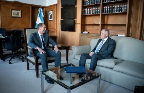 ¿Fortaleciendo diálogo?: Jaldo se reunió con Santilli para avanzar en acuerdos entre Tucumán y Nación