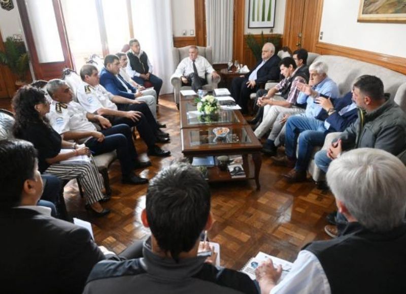 Jaldo coordinó acciones con el Gabinete para asistir a zonas afectadas