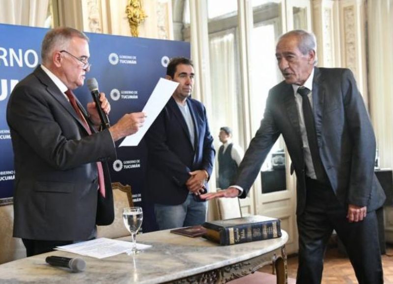 El gobernador Jaldo puso en funciones a Luis González en Trabajo