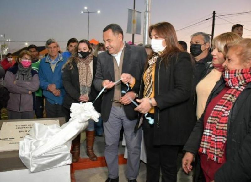 Una nueva plazoleta, maquinaria y un taller para la ciudad de Alberdi
