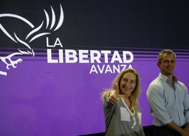 VIDEO | "Habremos de llegado": Karina Milei arrancó la campaña conjugando papelones en la provincia