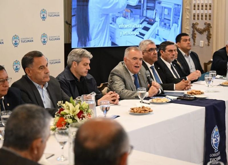 Jaldo reunió a su gabinete para evaluar la gestión: obras, salud, educación y acuerdos salariales como ejes centrales